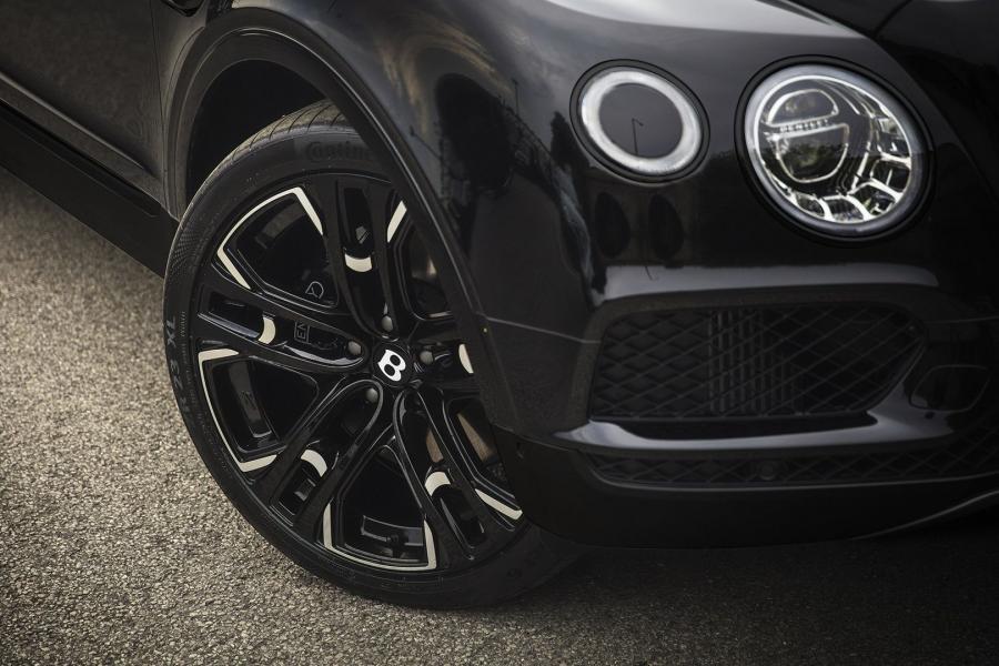  Bentley Bentayga Centenary Edition by Project Kahn 2019 года  (фото 4 из 11)